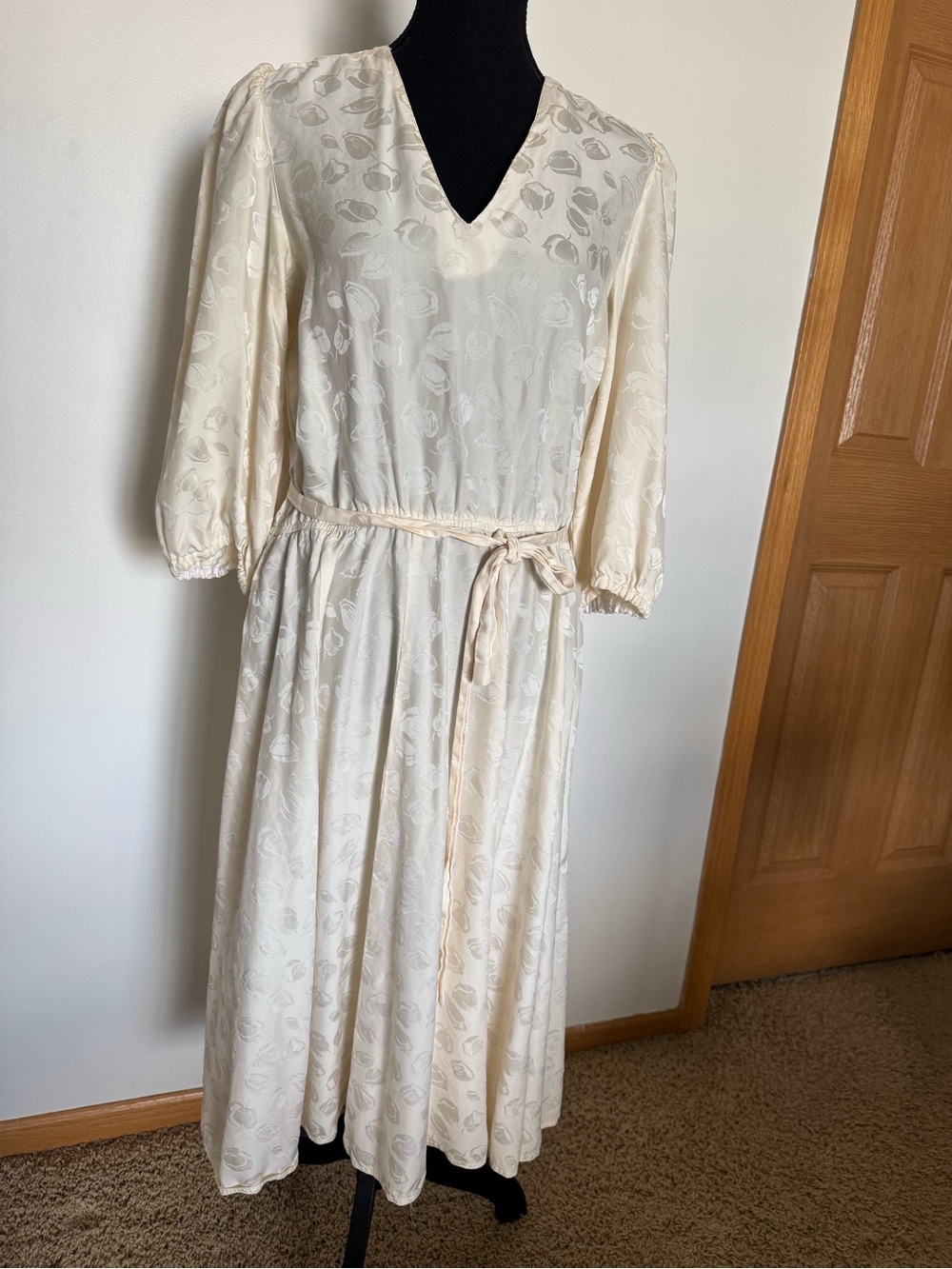 Cream V-Neck Long Sleeve Dress with Self-Tie Waist